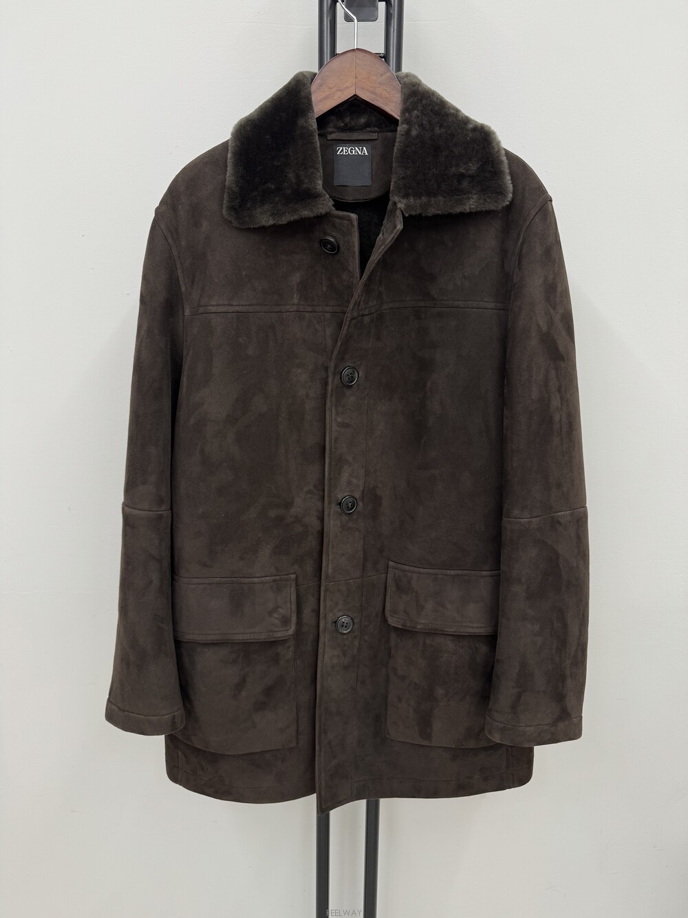 ZEGNA (국내 당일 발송) 제냐 스웨이드 시어링 무스탕 코트