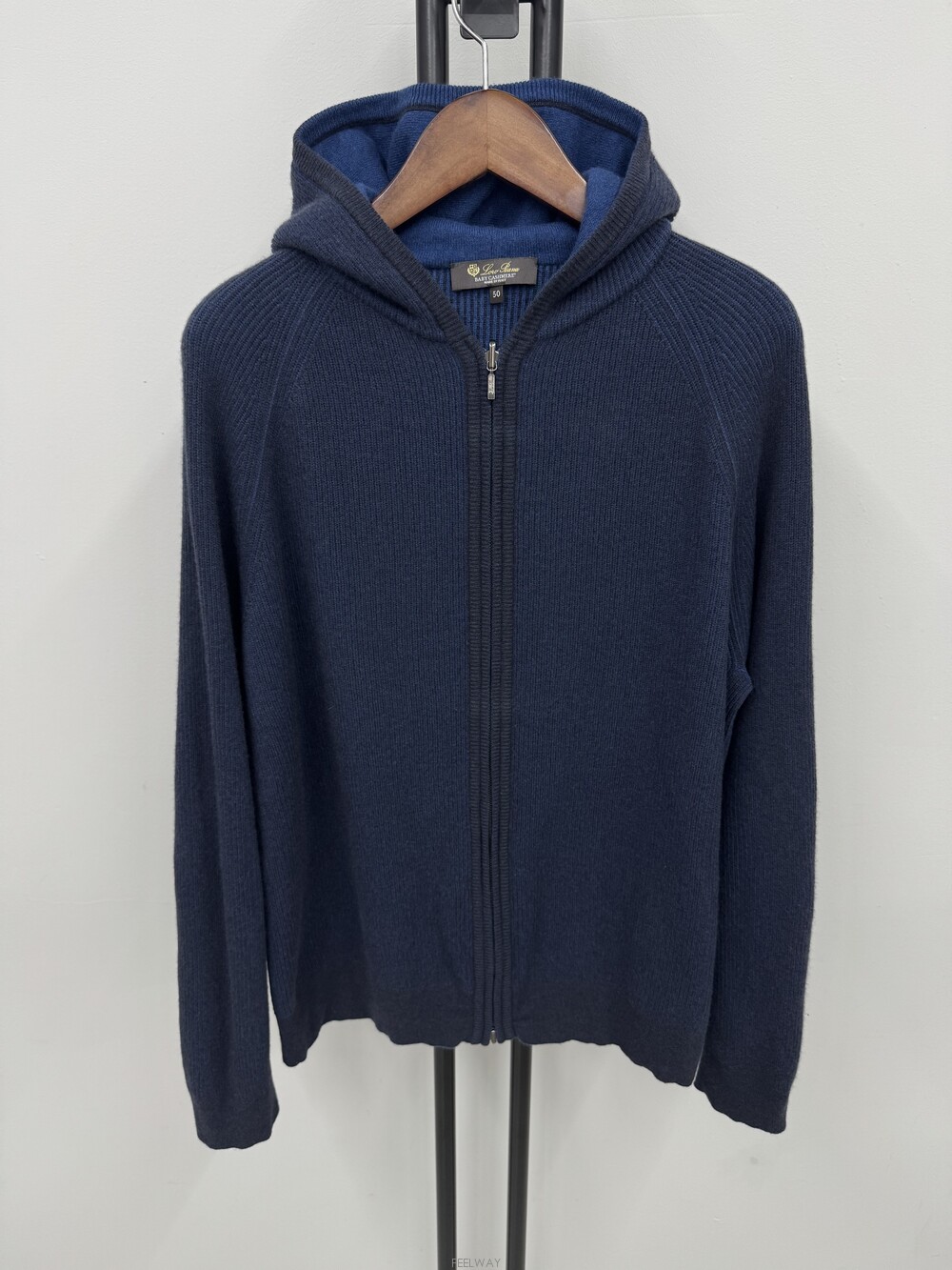 LORO PIANA (국내 당일 발송) 로로피아나 베이비 캐시미어 리브 후드